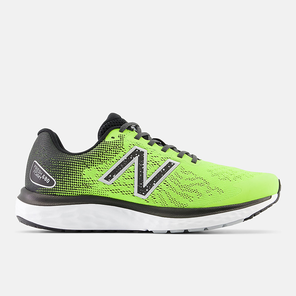 New Balance Fresh Foam 680v7 Shoes Thirty Watt with Black and Silver Metalic